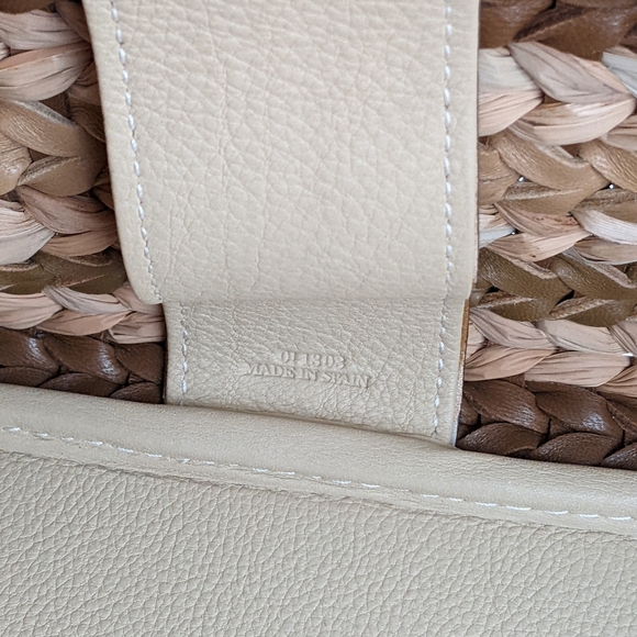 Loewe 2013 Runway Leather/Straw Bag - Picture 11 of 15